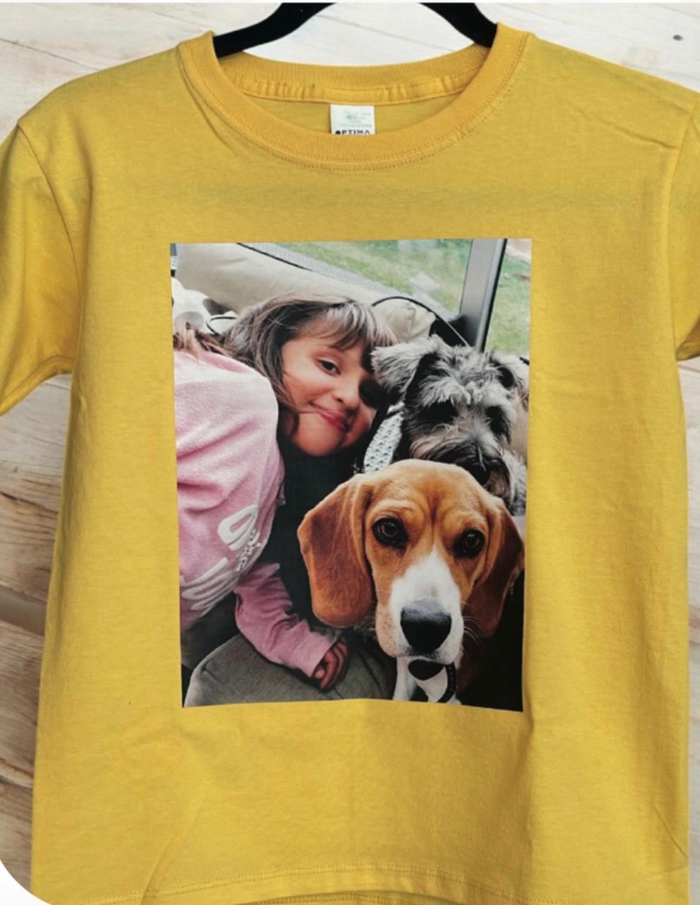 Playera amarilla con foto personalizada